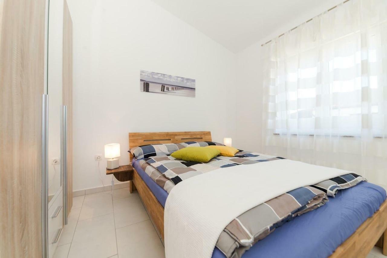 Apartments Vam วีร์ ภายนอก รูปภาพ