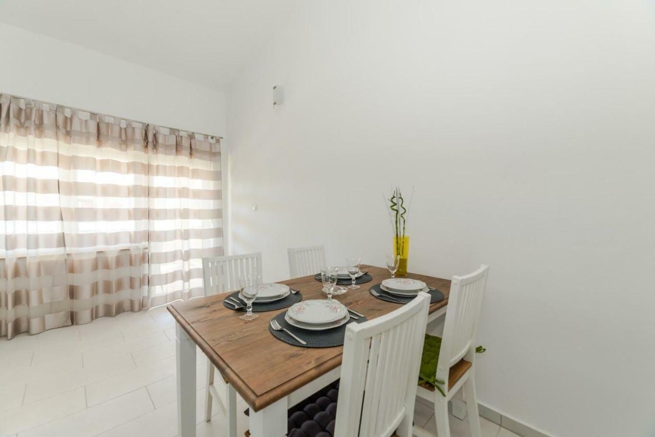 Apartments Vam วีร์ ภายนอก รูปภาพ