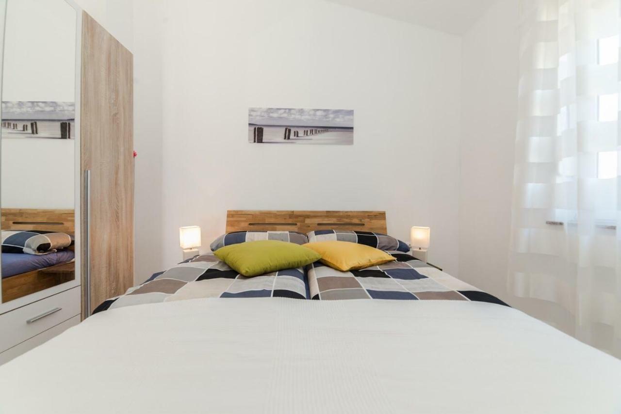 Apartments Vam วีร์ ภายนอก รูปภาพ