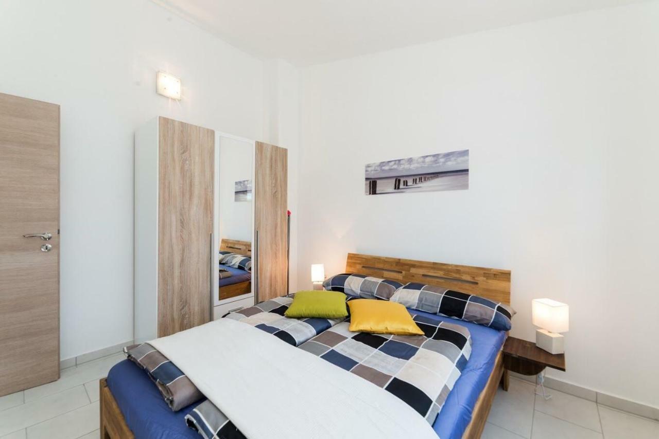Apartments Vam วีร์ ภายนอก รูปภาพ
